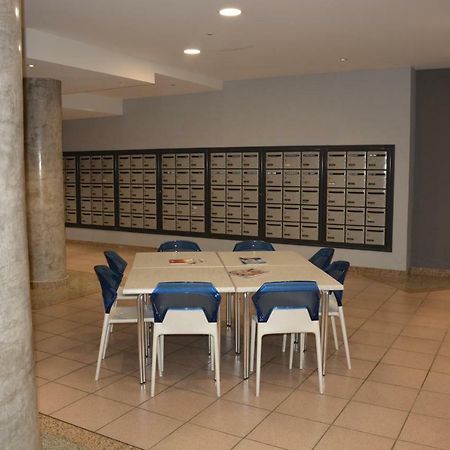 Appartement T2 de standing au pied des plages Golfe-Juan Extérieur photo