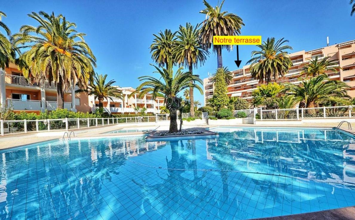 Appartement T2 de standing au pied des plages Golfe-Juan Extérieur photo